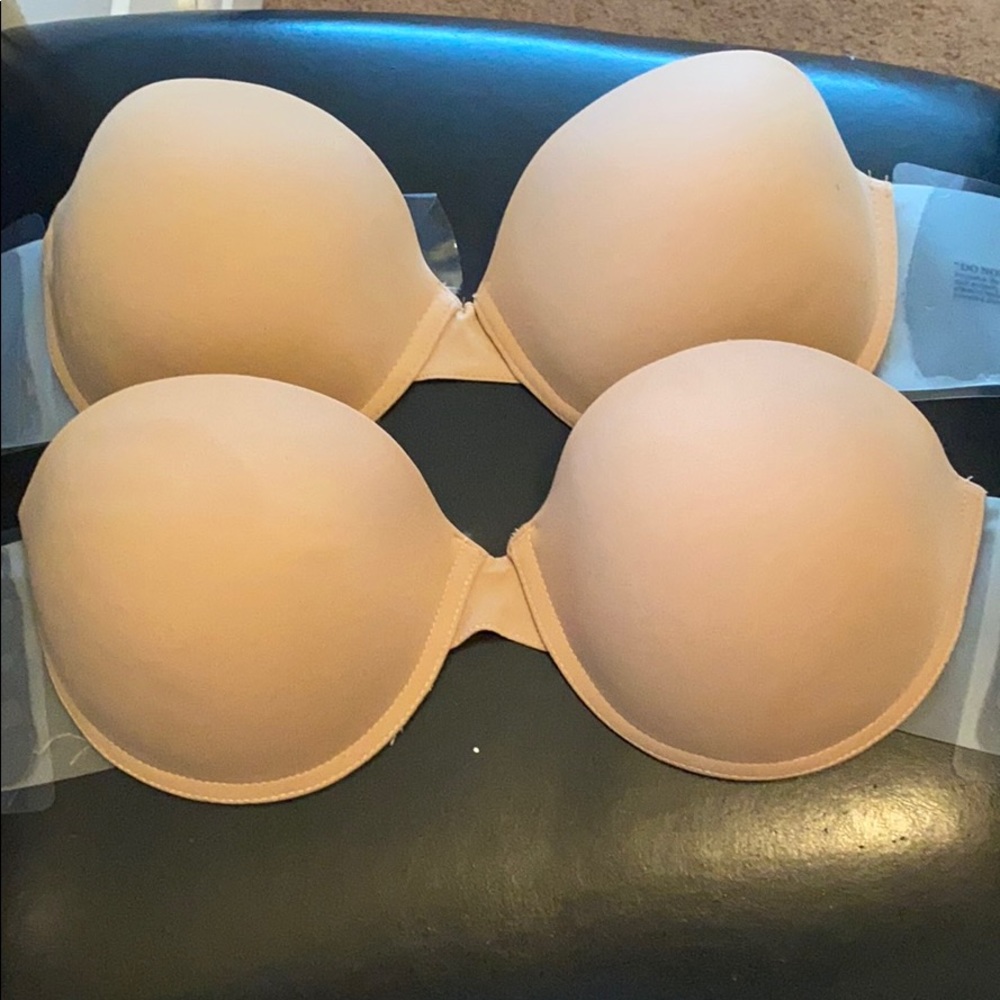Sticky Bras